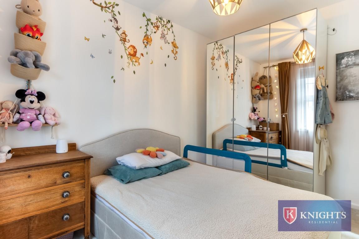 Property Image f0ca2d02-9006-4800-9c33-888362345c28