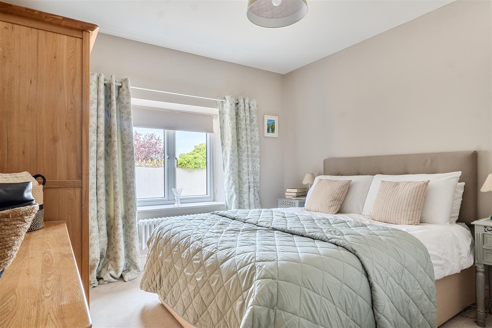 Property Image f0cf011c-42f2-40b5-9f4a-3b983b6d239d