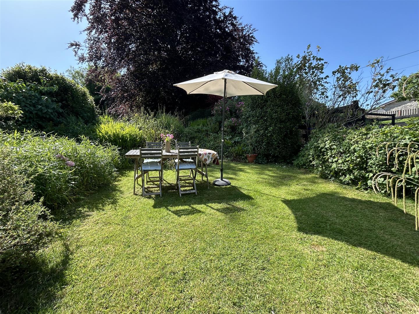 Property Image f0fc0ae2-cc30-4da9-a4c6-3f666ab70e8c
