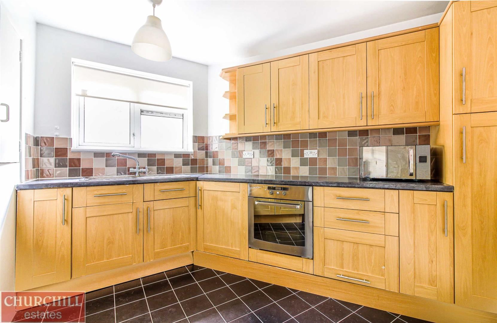 Property Image f0fde932-5e12-4106-8e1d-cc2e2250479c