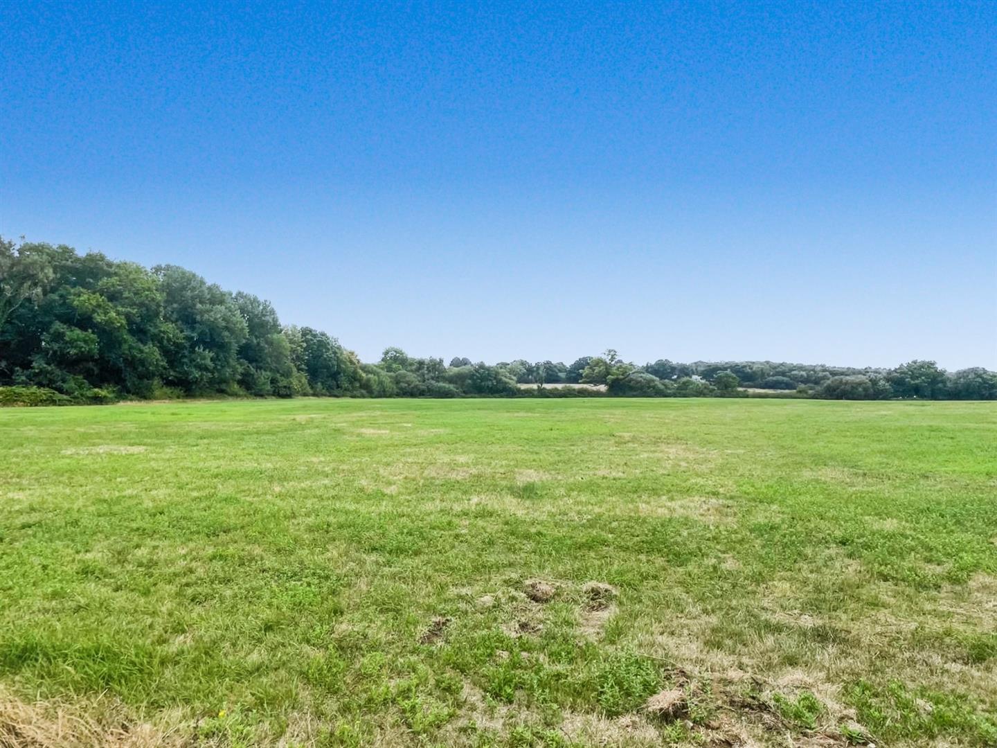 Property Image f110937f-ba71-460f-8158-c277460539f6