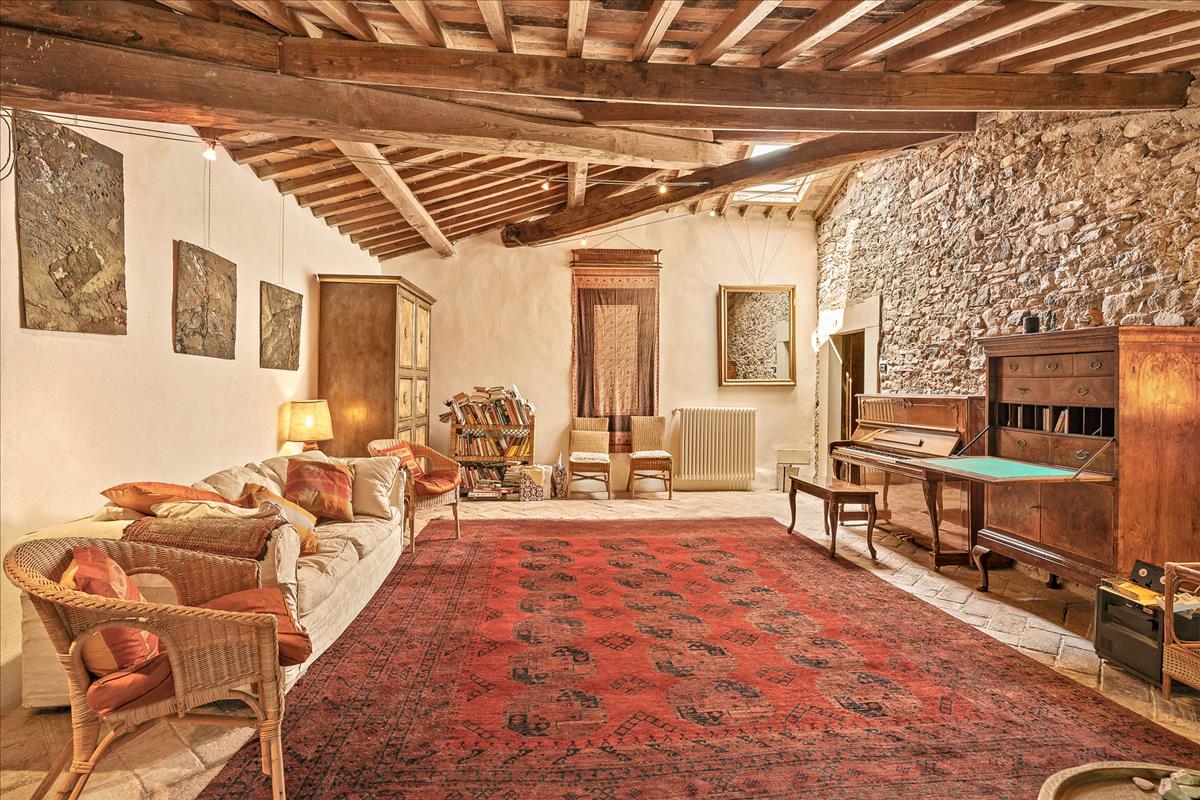 Property Image f149108e-294d-4f15-8169-474f7f5afe78