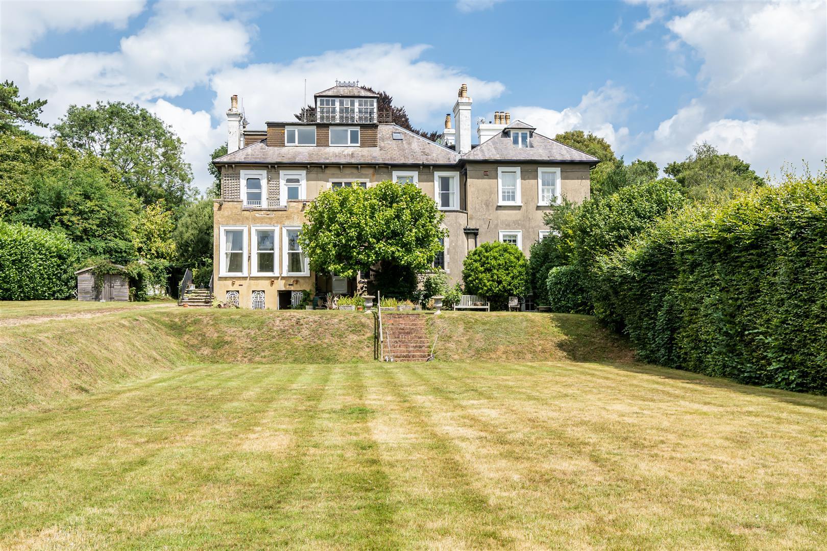 Property Image f14d9bec-3bac-45de-baa2-a7b2195854d4