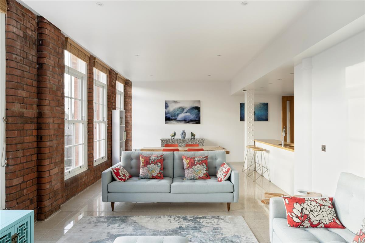 Property Image f178a7cb-8c63-4b4d-89fb-061832356a30