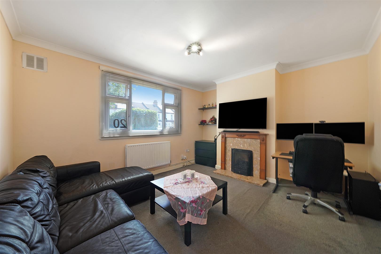 Property Image f17b4ae4-7f55-4082-a4e6-396071db9c5d