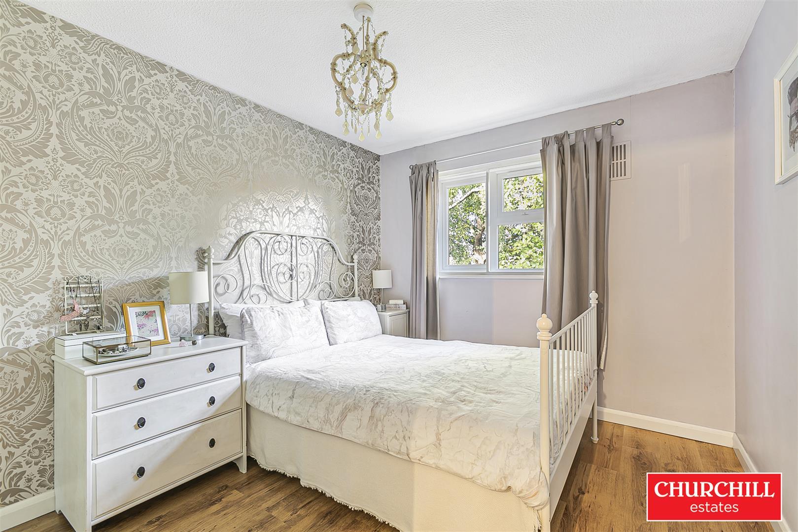Property Image f182e638-ce56-497e-8ce9-a60412dc9978