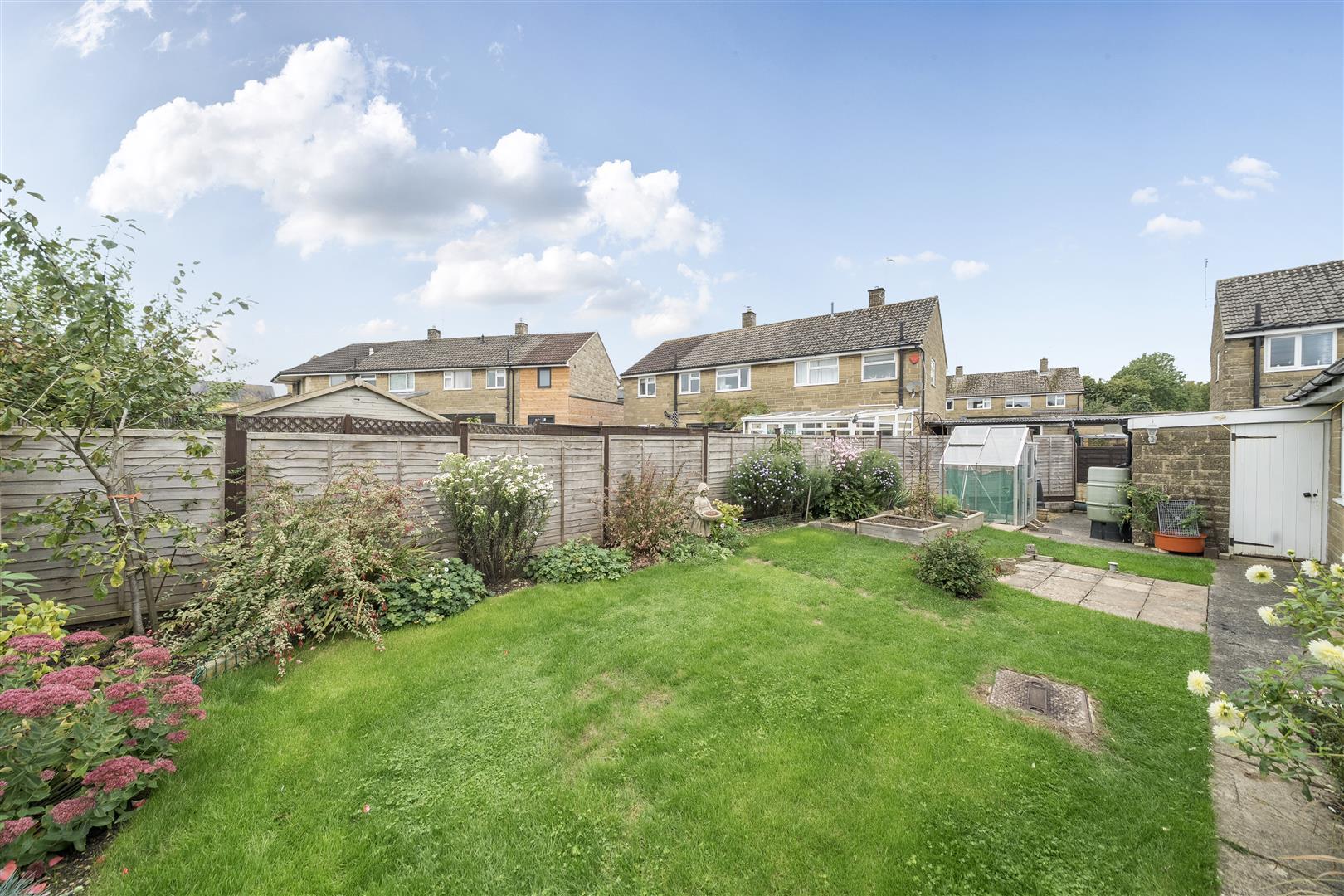 Property Image f18d44b1-6456-4888-8dbb-70b0e73e8cf5