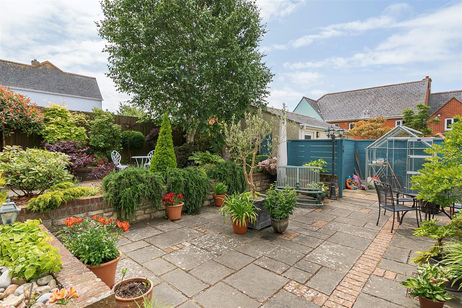Property Image f1ae77d9-be73-4e71-8fe6-701901522f1a