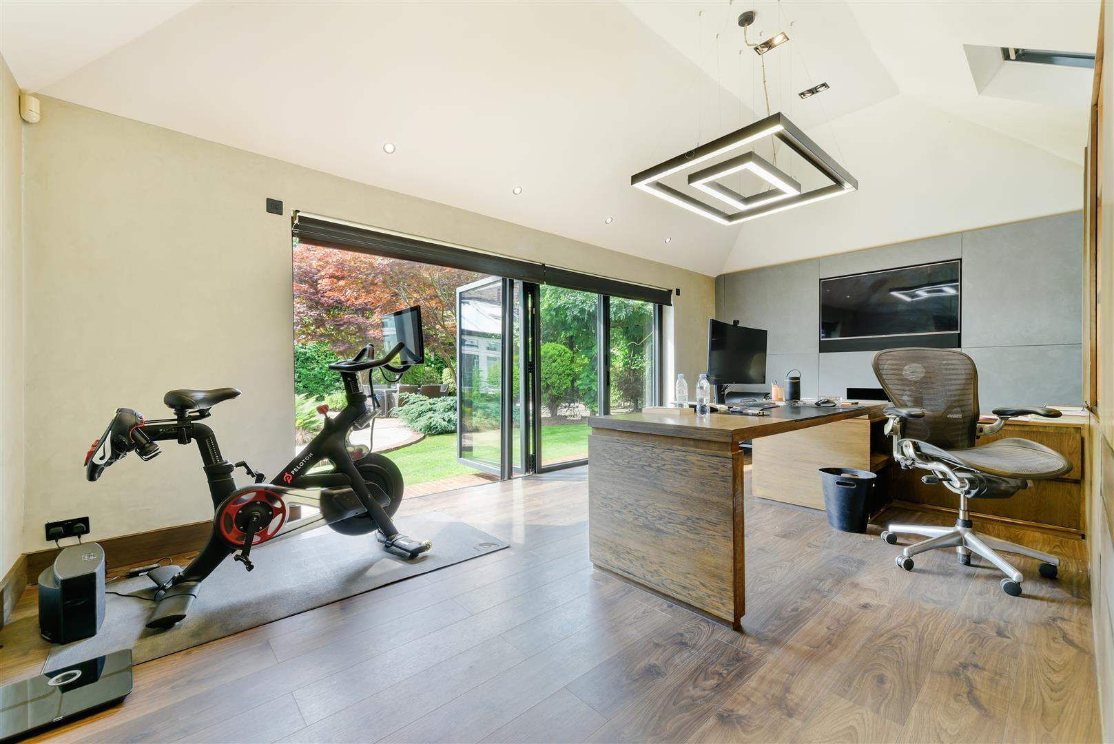 Property Image f1bce46f-5f99-40fe-a6ba-599a2e4a184c