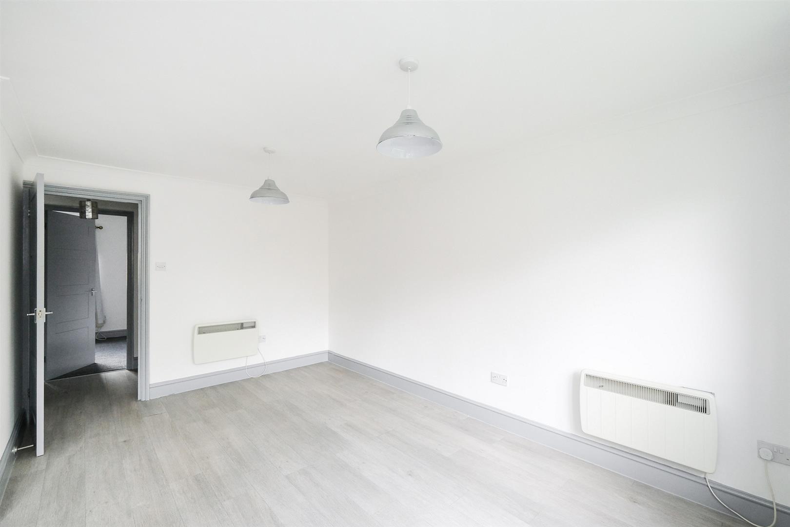 Property Image f1c2fb72-be15-45a5-8588-8c8b92b39a0b