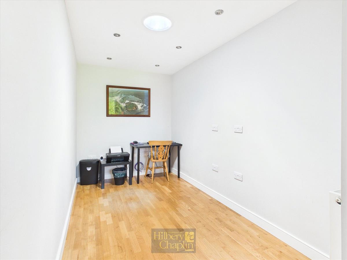 Property Image f1d00e4c-b574-4409-a143-5dc0930b8069