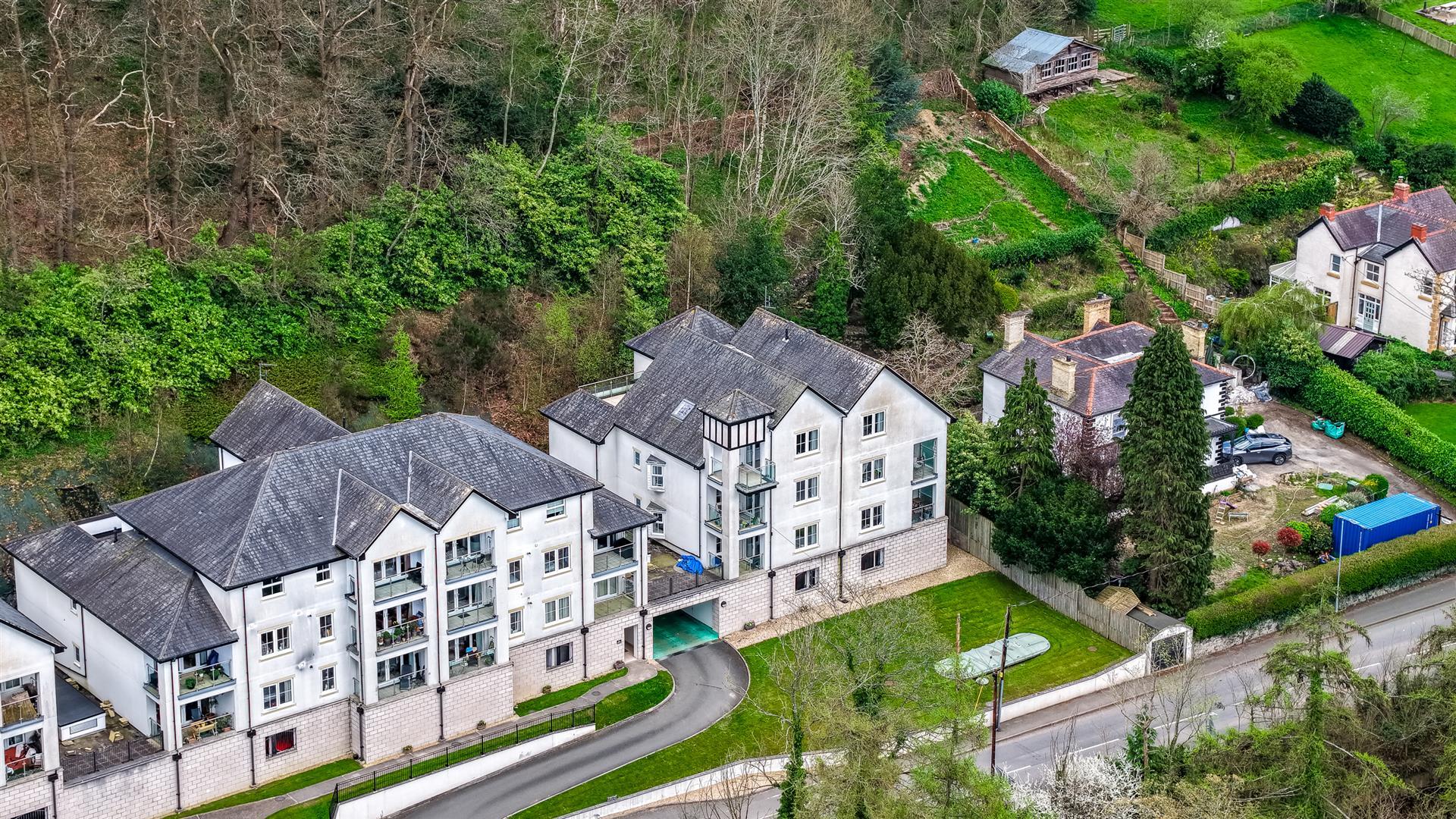 Property Image f1d26e80-84c5-45c5-8163-2f8bc747de30