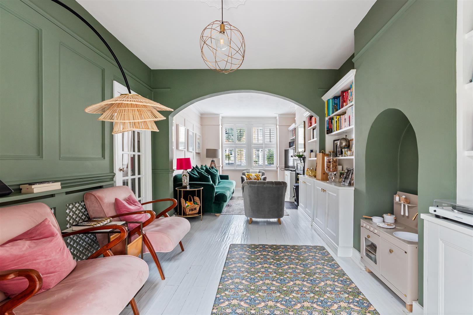 Property Image f1dc04cb-a95b-4d0e-a58e-43a242577e16
