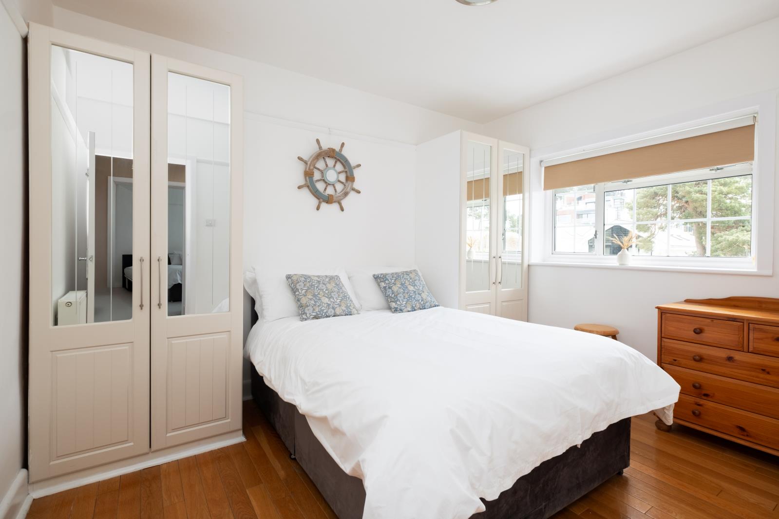 Property Image f1e6c8a1-d5d7-4c74-9f13-e0b82c70ae38