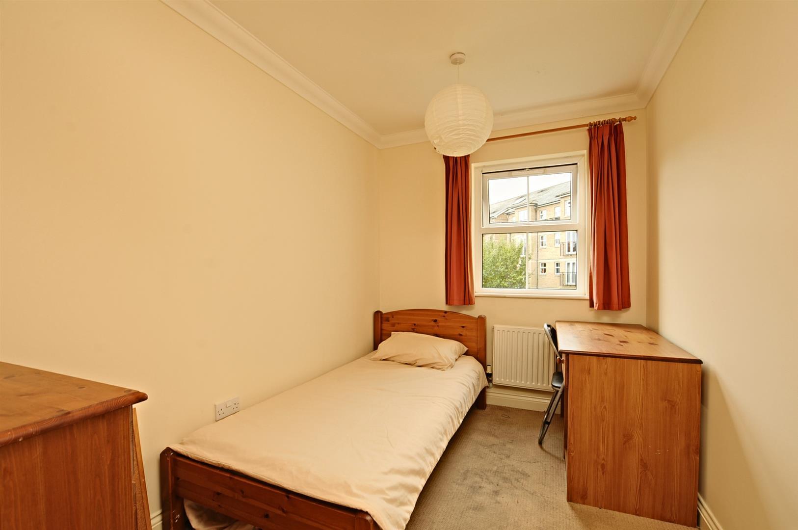 Property Image f1e6e4bf-e7ed-43ab-b593-5d6a2b21a6ac