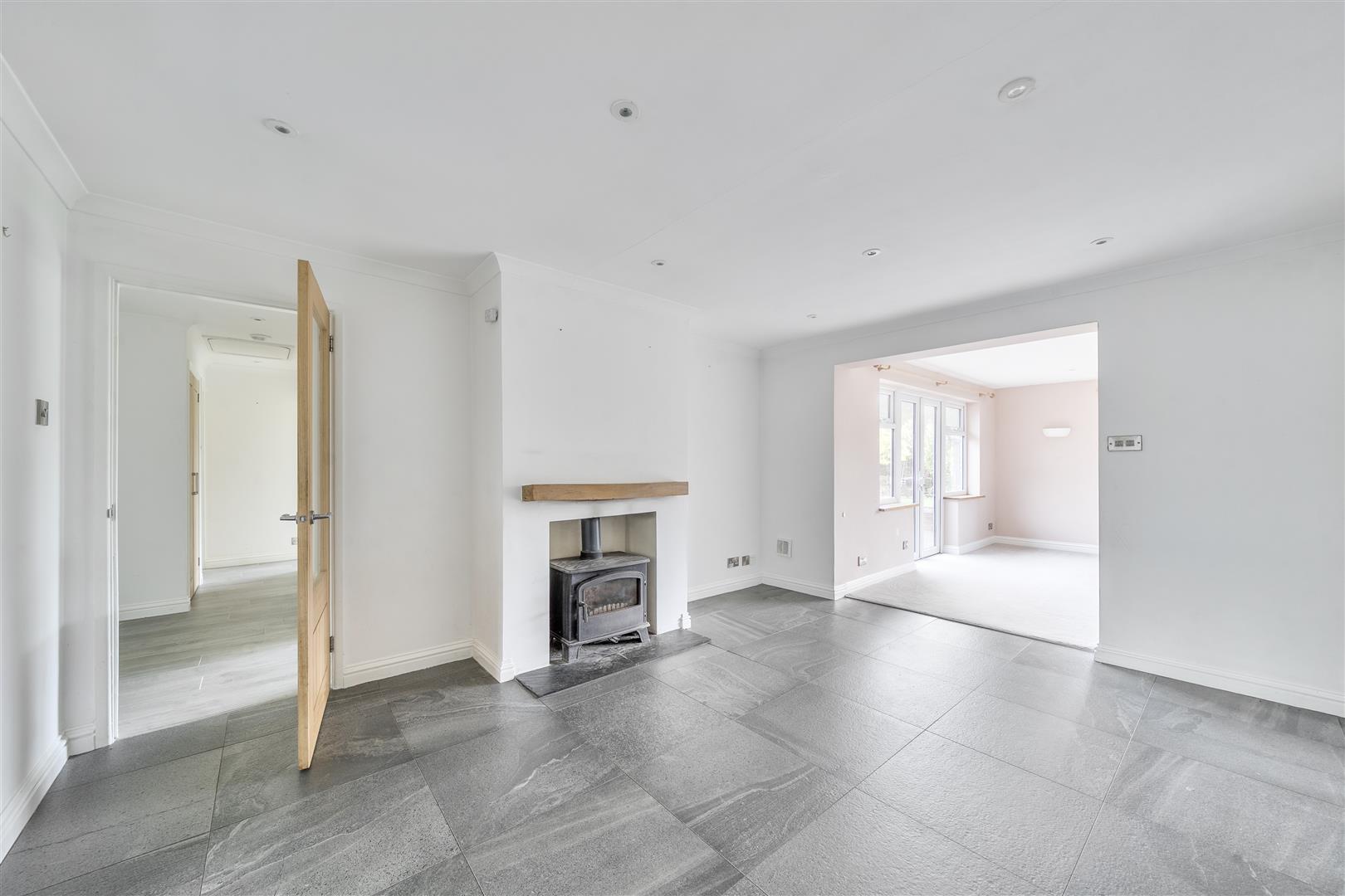 Property Image f1ec9e6b-4ca5-400b-8cea-82686557c123