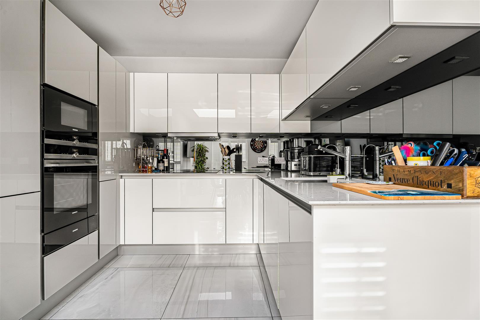 Property Image f1f83146-1d19-4e3f-98ca-d0edc1388057