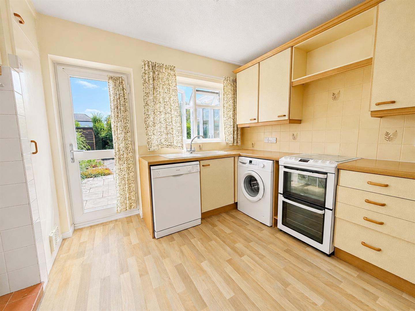 Property Image f200aaa3-9d63-4c6d-b43d-40524ea5f6c6