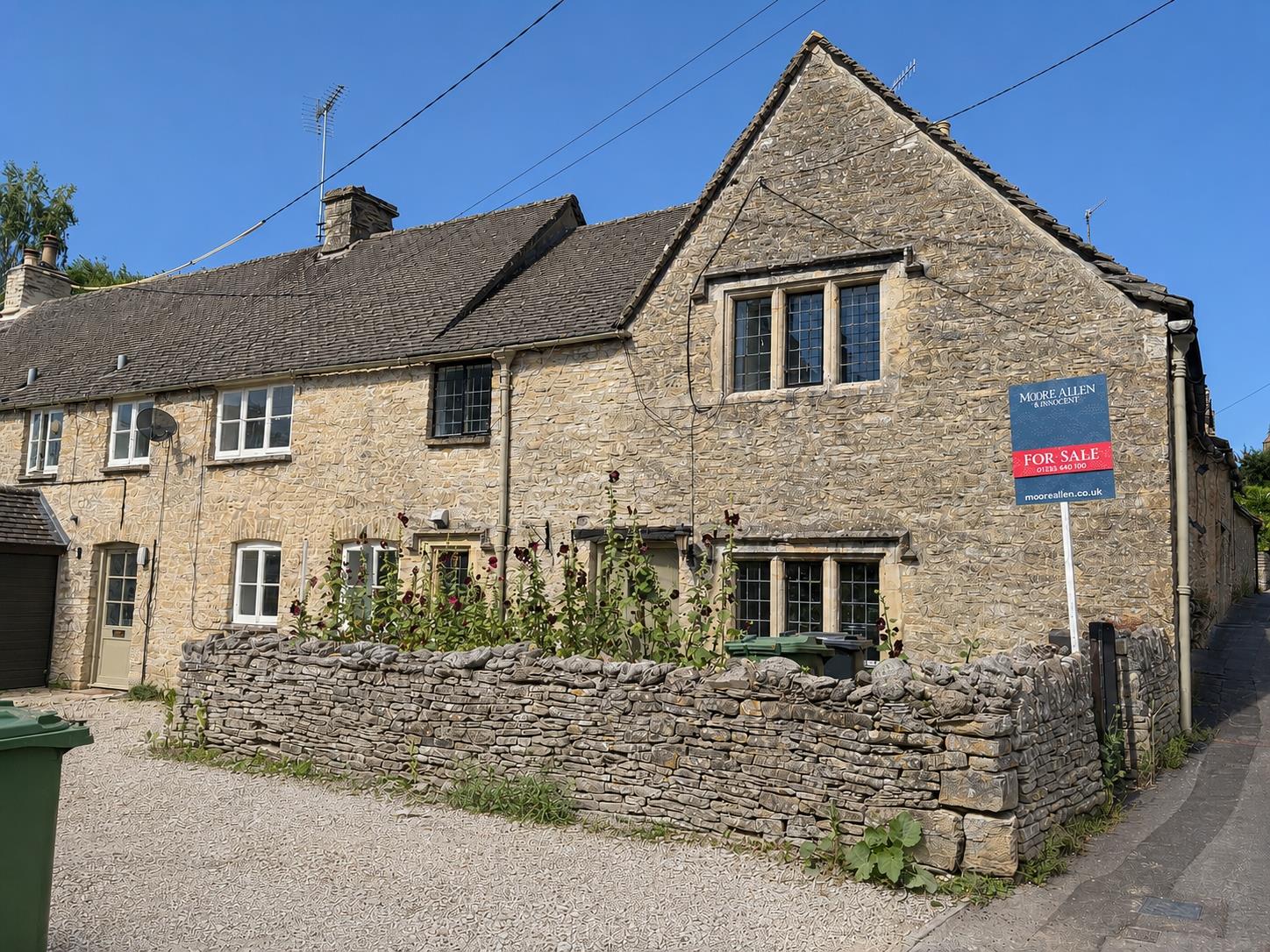 Property Image f202b70b-102e-473e-bdf1-6015c8e168ac