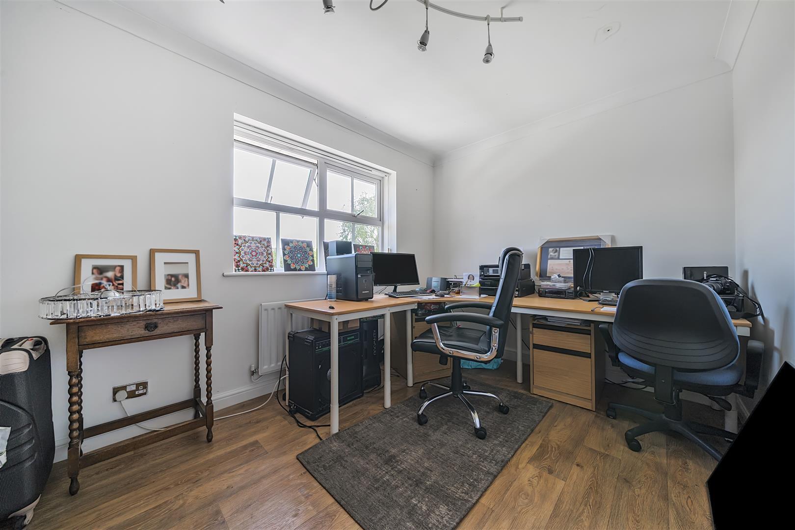 Property Image f207c5cc-12ec-400d-8a74-ebc8a0021348