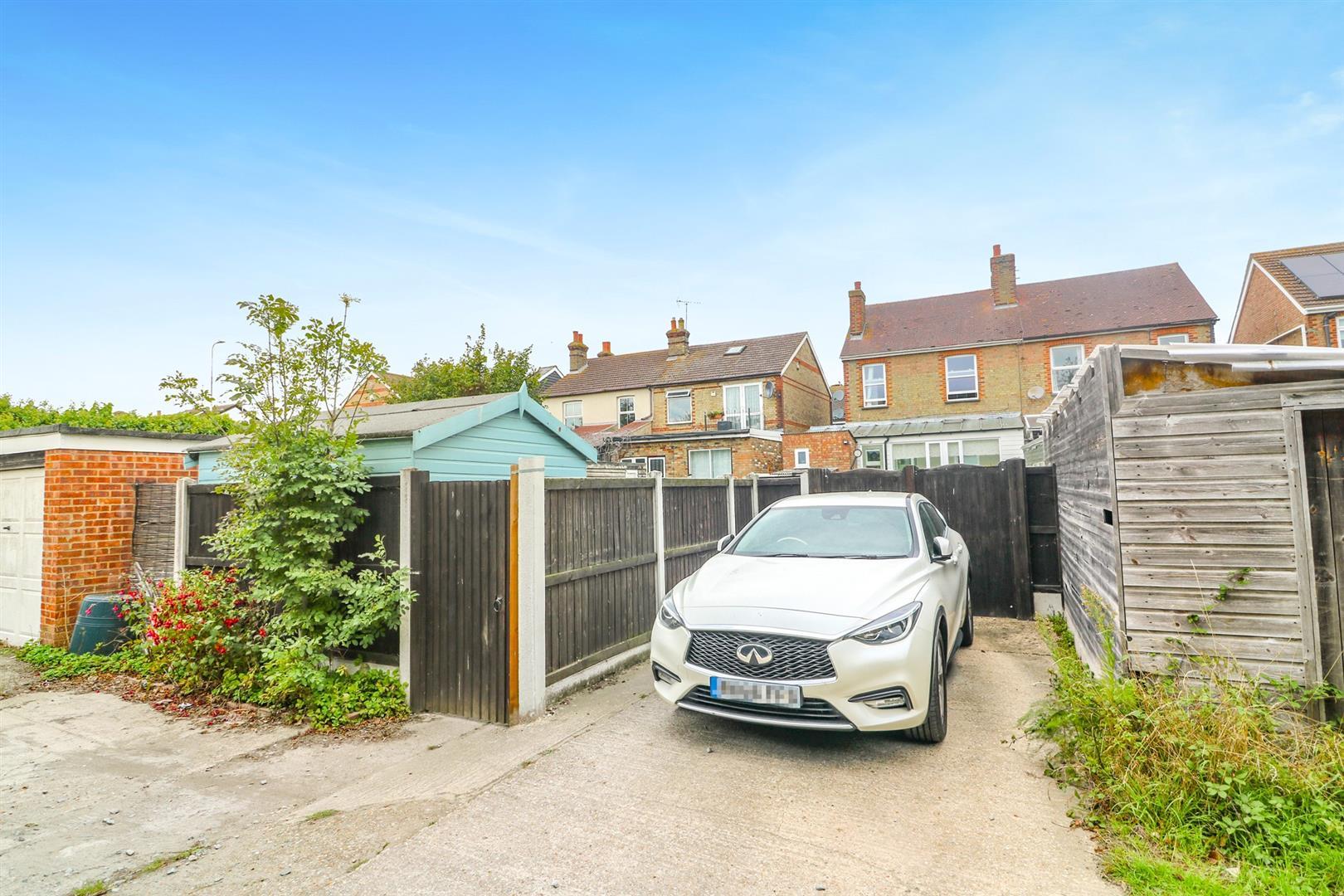 Property Image f211a123-183a-4ae7-ba00-5c7b9da272cb