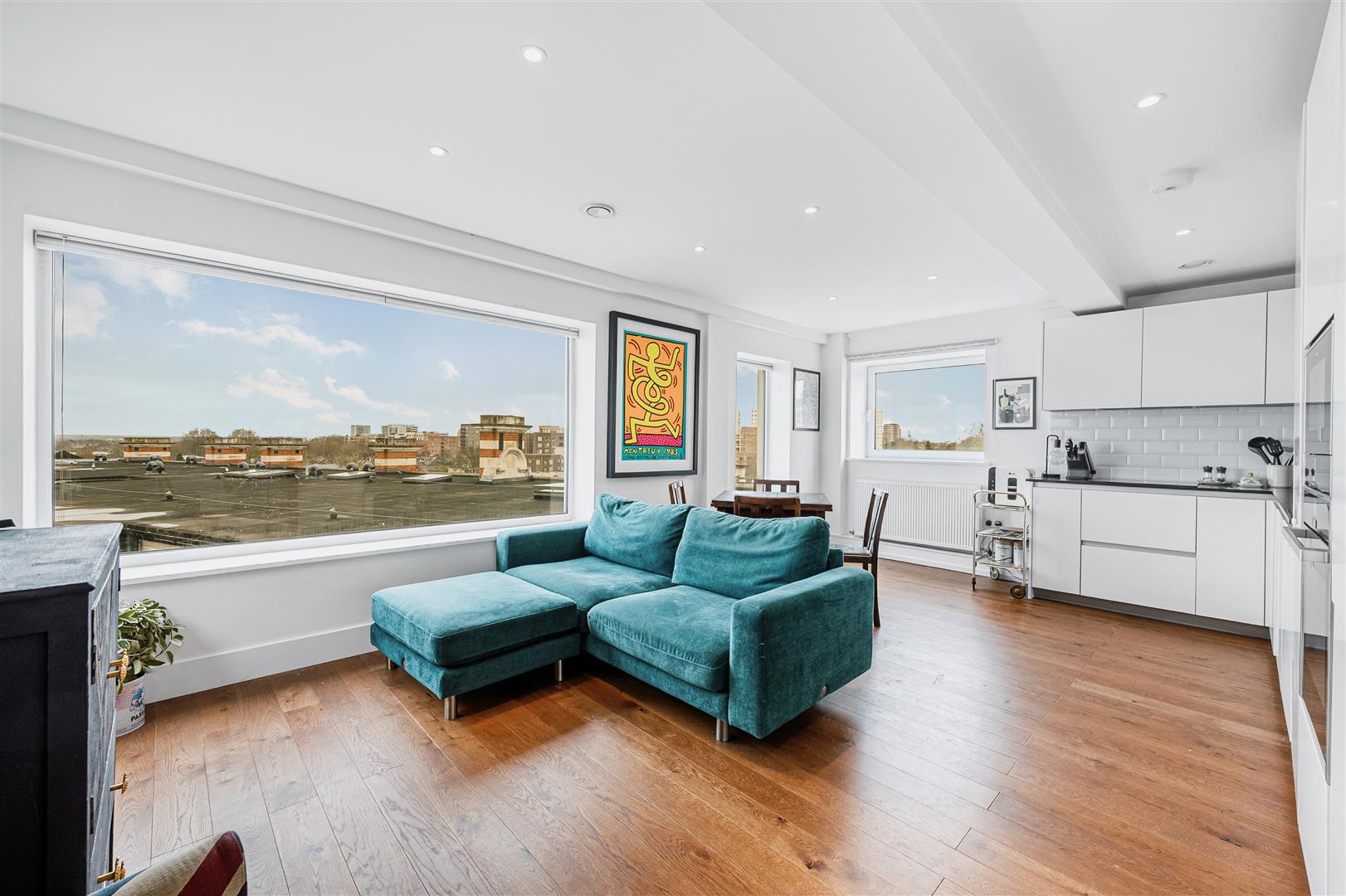Property Image f214b1fc-0a15-40f0-b75a-81d74b347c53