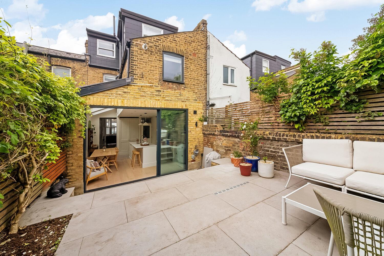Property Image f219dbca-c805-4525-abea-70cf1d3c8d19