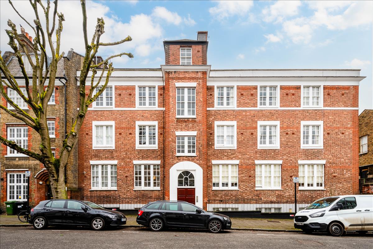 Property Image f22f7680-2a70-4b0c-aeca-135fd17906fd
