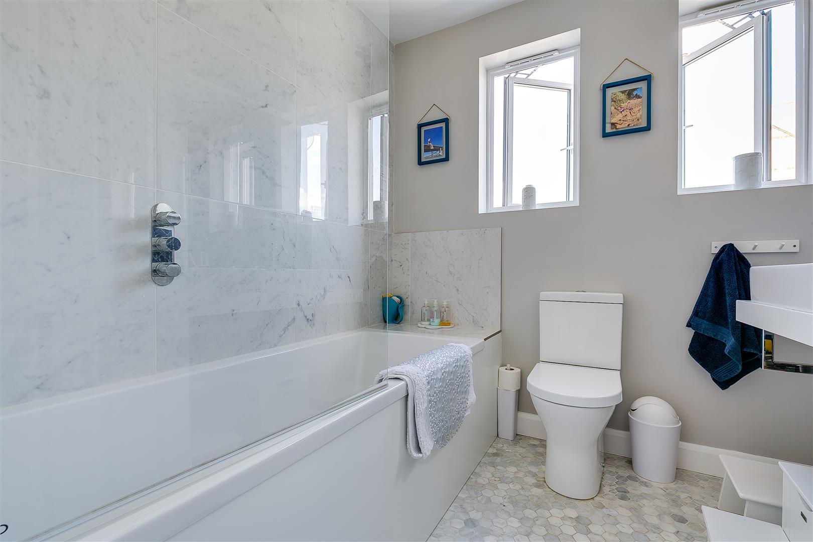 Property Image f23816b6-b086-433d-b752-e31a74d63a13