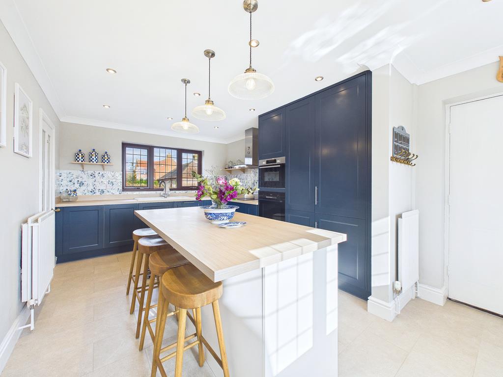 Property Image f243cd74-6ac2-4898-9cd6-578cd43ebc57