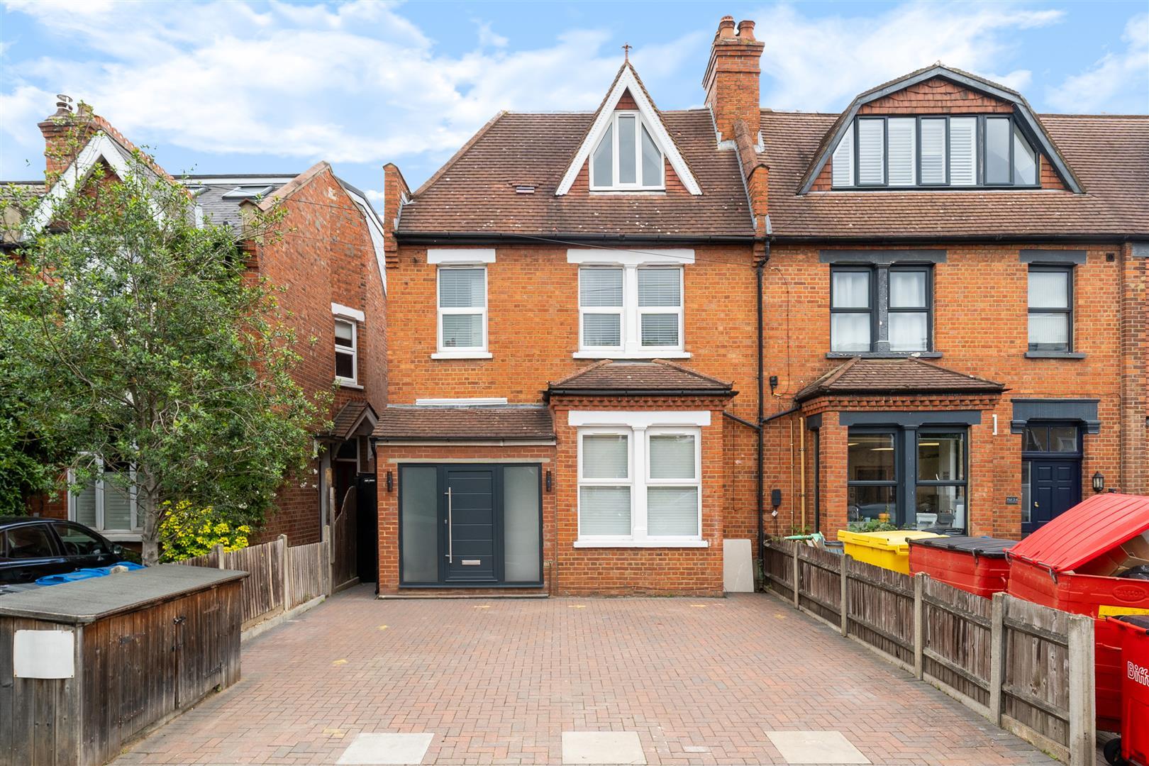 Property Image f248d02a-3a46-444f-a48a-169a5ffabccf