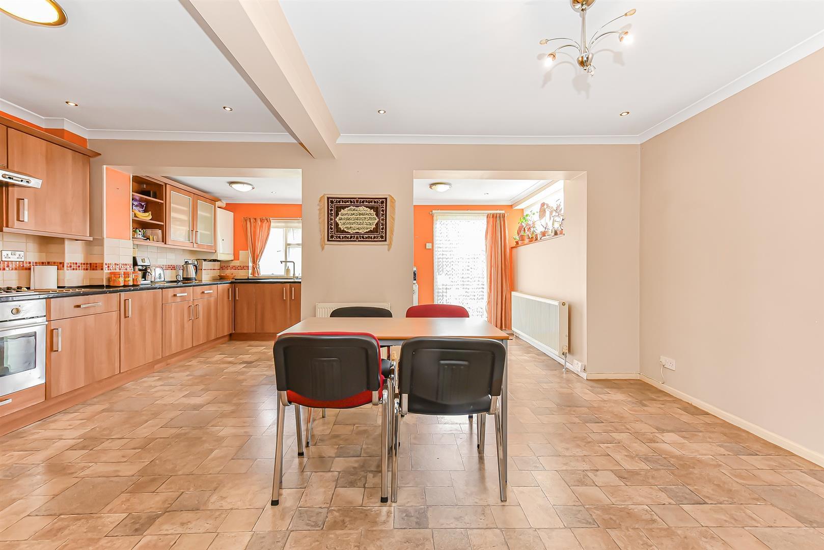 Property Image f24f8de6-67e9-4e1f-9a37-afd353d7cf9b