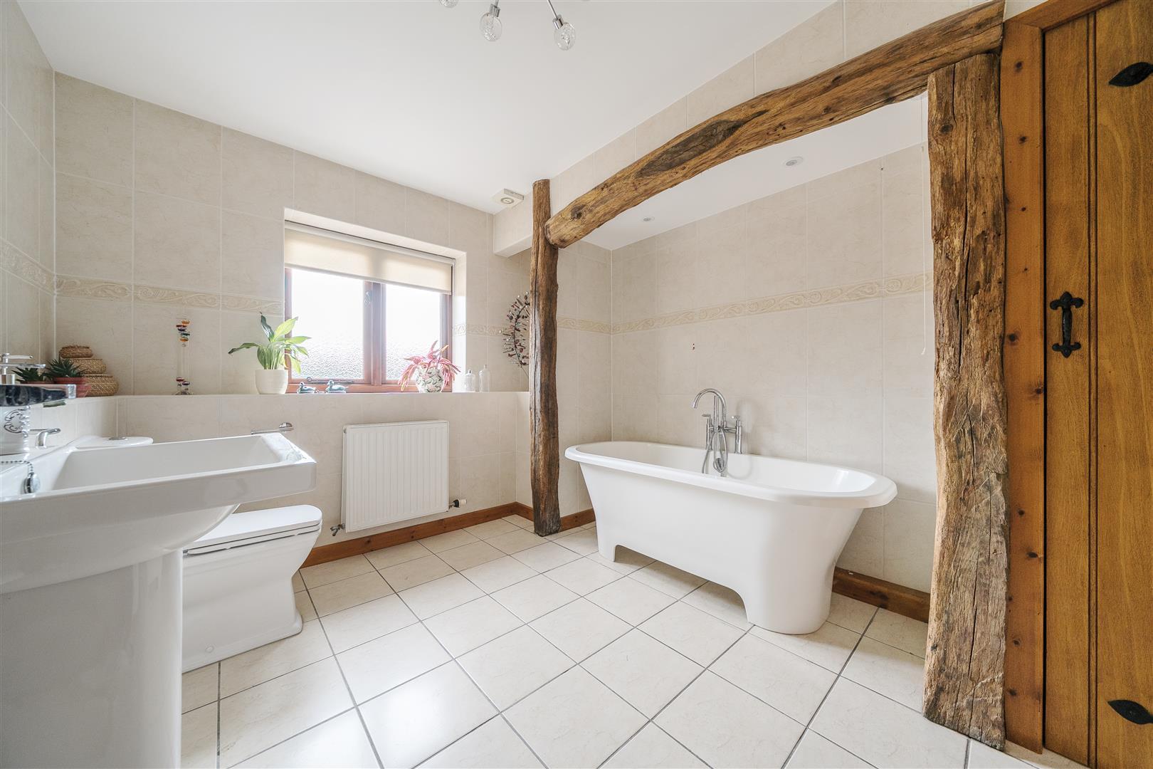 Property Image f253cb45-1ad8-4f96-bd07-162f48eb2ce8