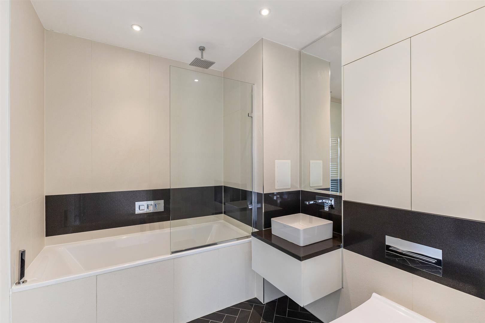 Property Image f2553ebd-c5d2-46d3-9c35-7c4a835acfb7