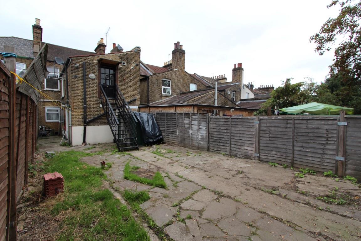 Property Image f25beaef-7400-4104-818d-947d341c3149