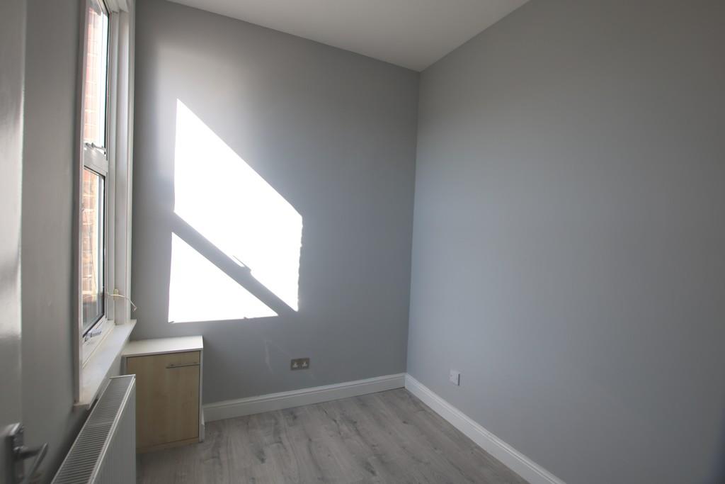 Property Image f26637b7-10c2-4cce-8978-58b0b3362da1