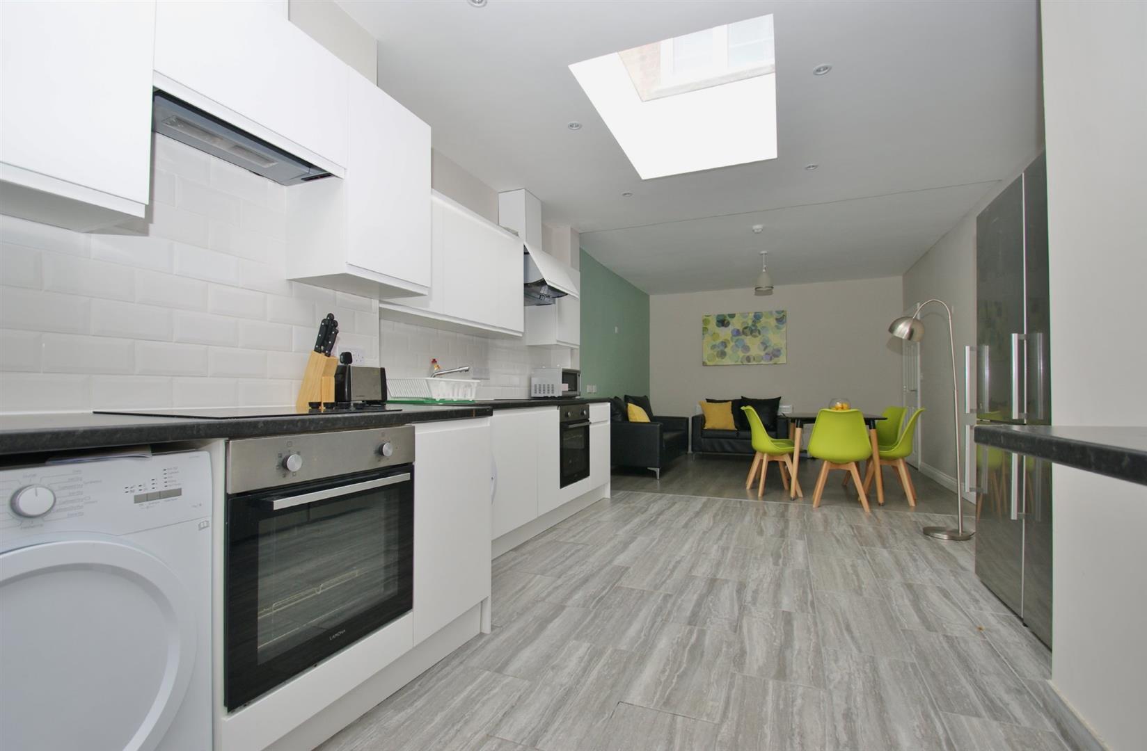 Property Image f2732809-f699-4e81-8c6a-15f8d29f4203