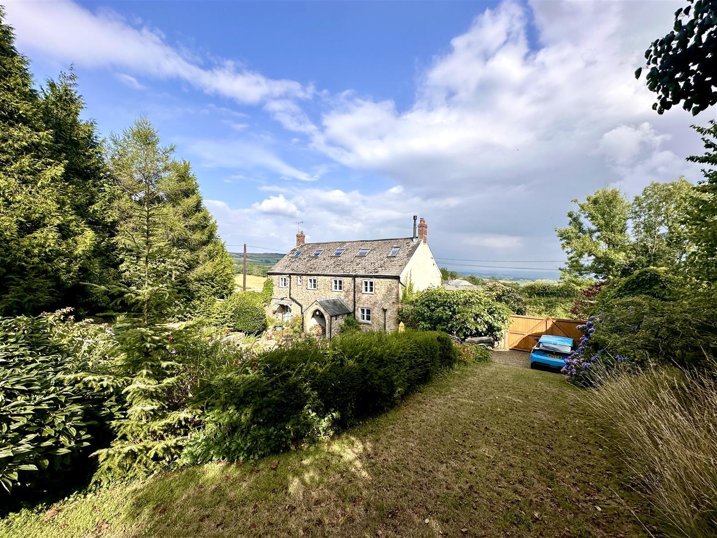 Property Image f277afff-725a-4a5a-a5c5-bba5de17468d
