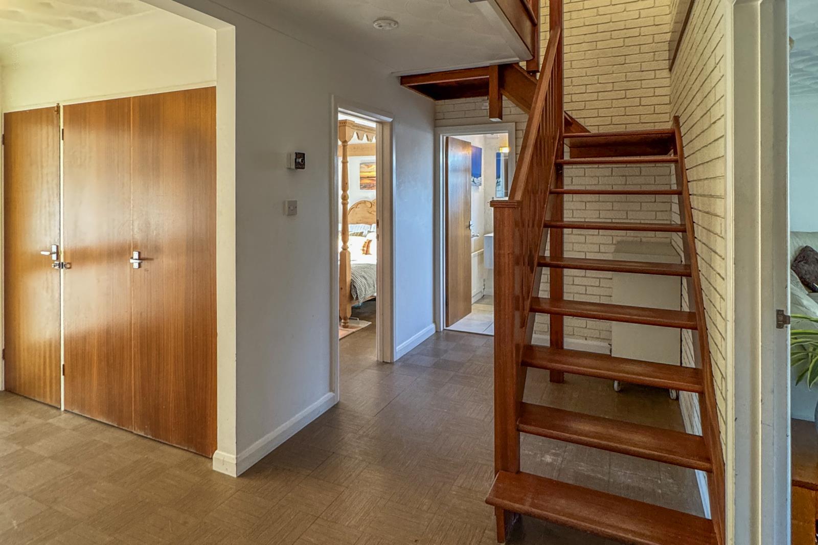 Property Image f27e39b6-74ab-459b-8bf5-6e04ba0d241b