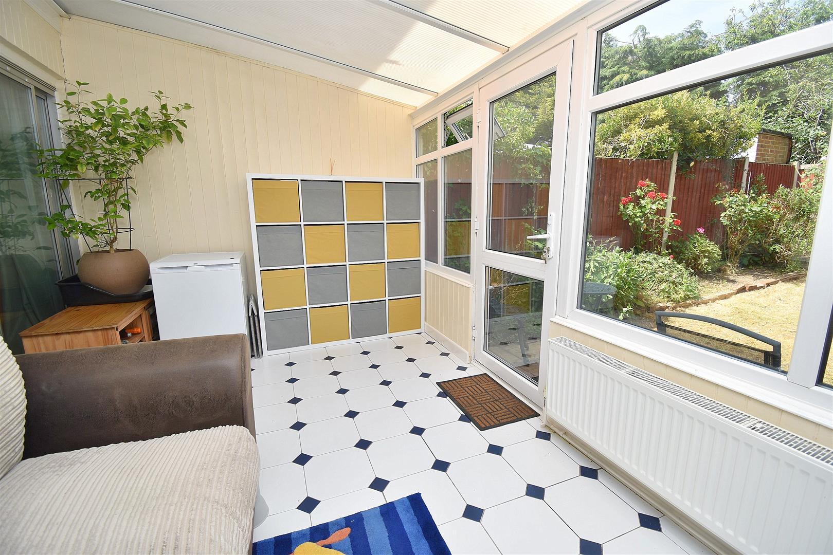 Property Image f284eccf-3fa9-435f-b96f-83ecfdce39cd