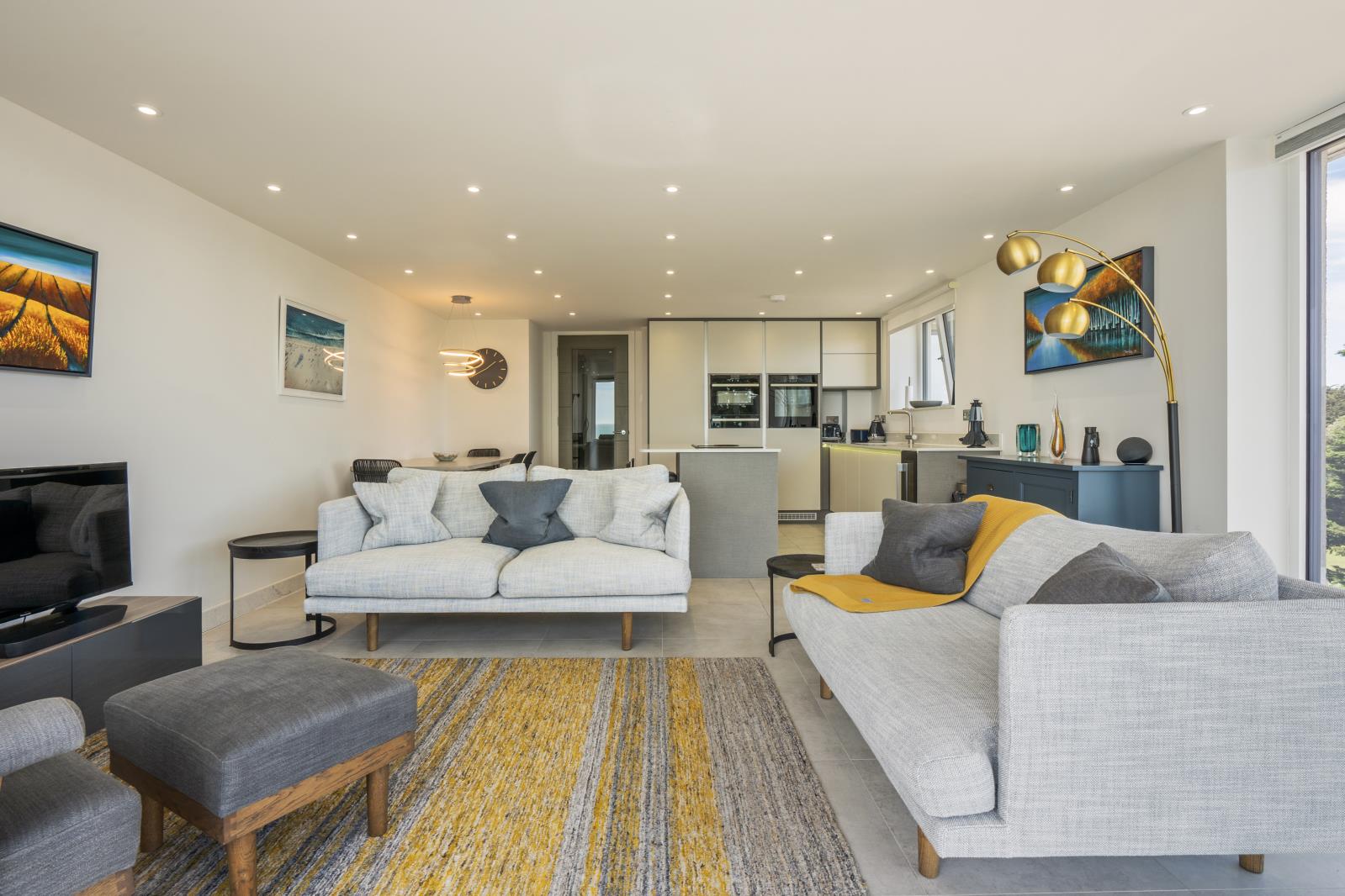 Property Image f288b687-154a-40ec-91ee-81e45ee54a4f