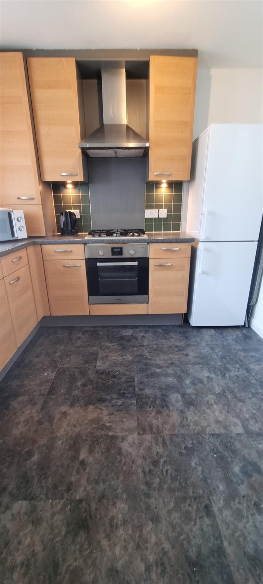 Property Image f28fec35-30d9-4225-857a-c1b54a8afbca