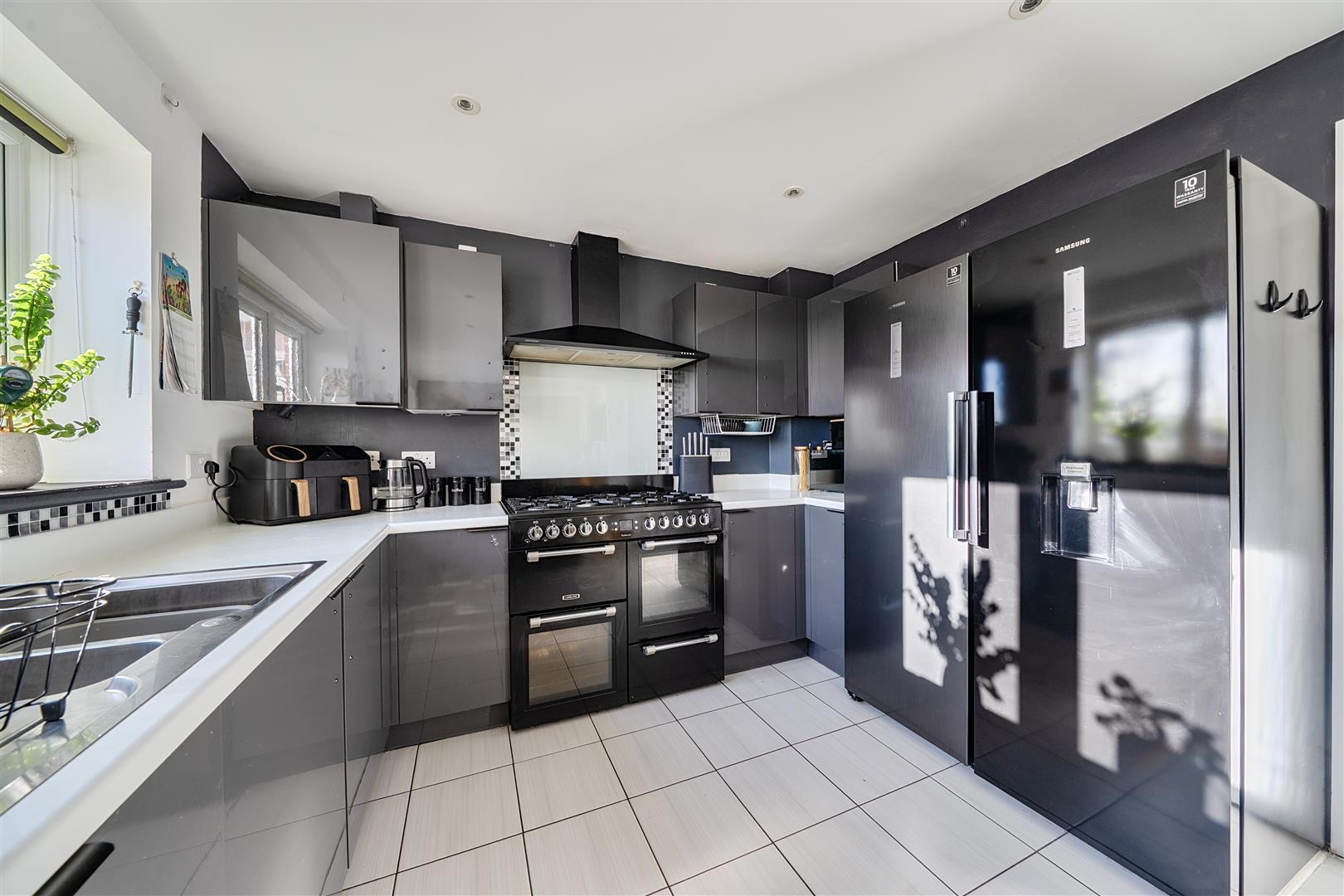 Property Image f29cc4cd-31af-43aa-9743-80fde0a7edd1