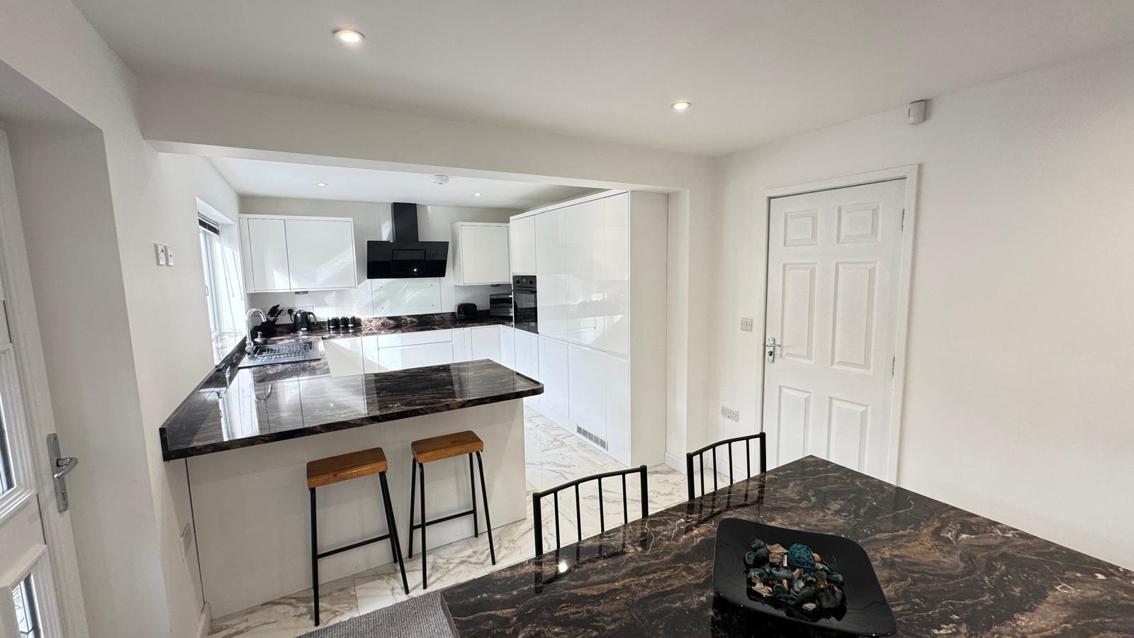 Property Image f2a0dad8-d419-4b69-8aa7-cfd366c1926a