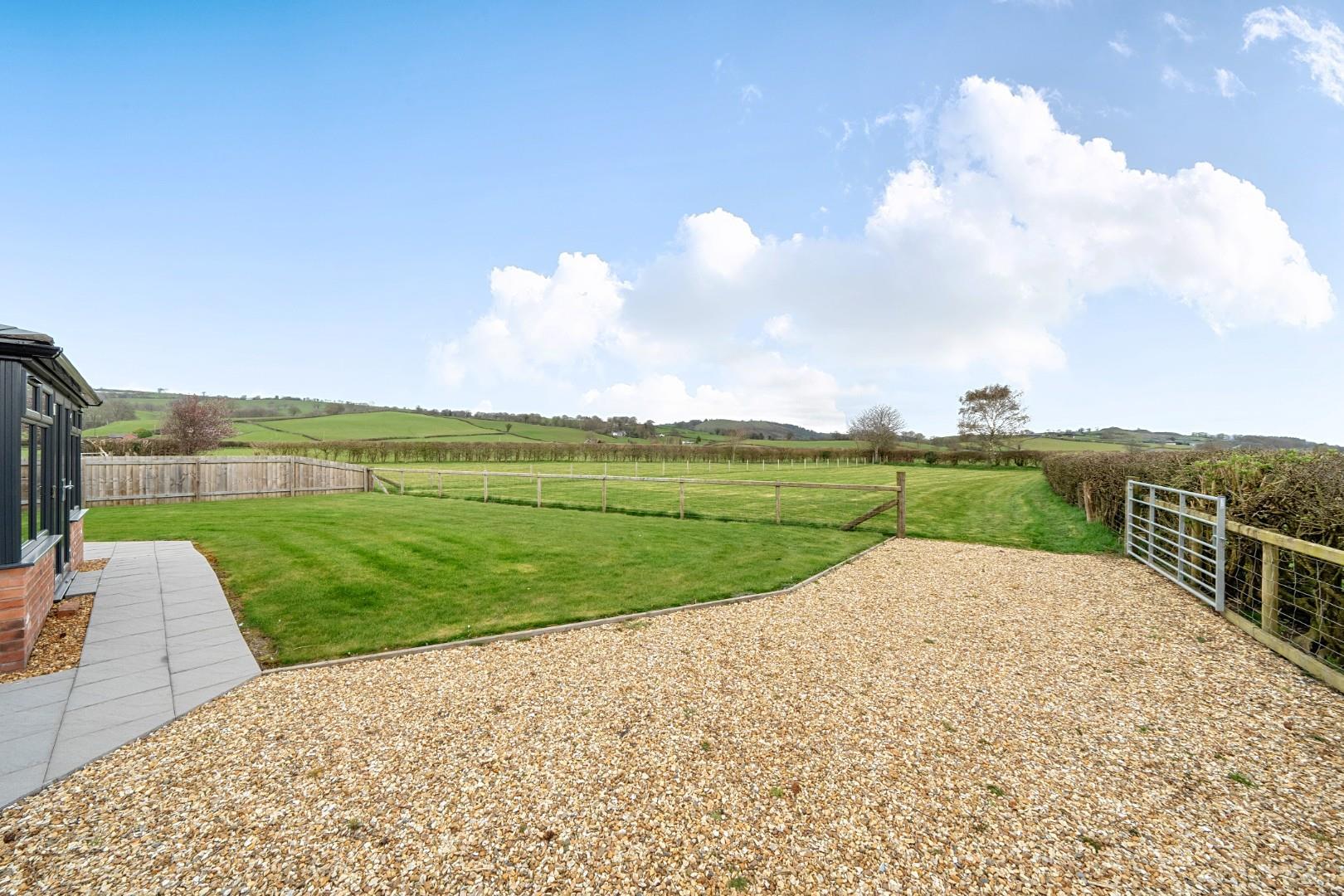 Property Image f2a63f70-2f1c-4ee4-a6ed-1cef6572e05e