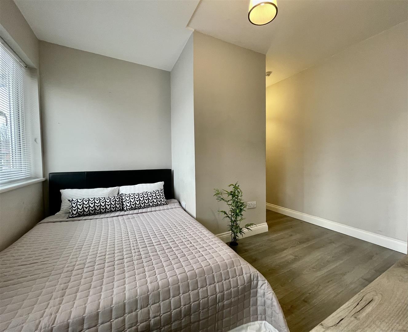 Property Image f2a9bec5-c7fa-4eb9-bd23-c3d808838b2e