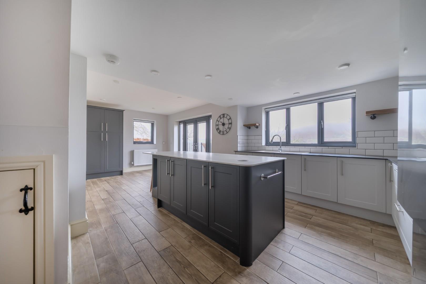 Property Image f2bb2228-f5ca-45b6-ae04-91e42692e26e
