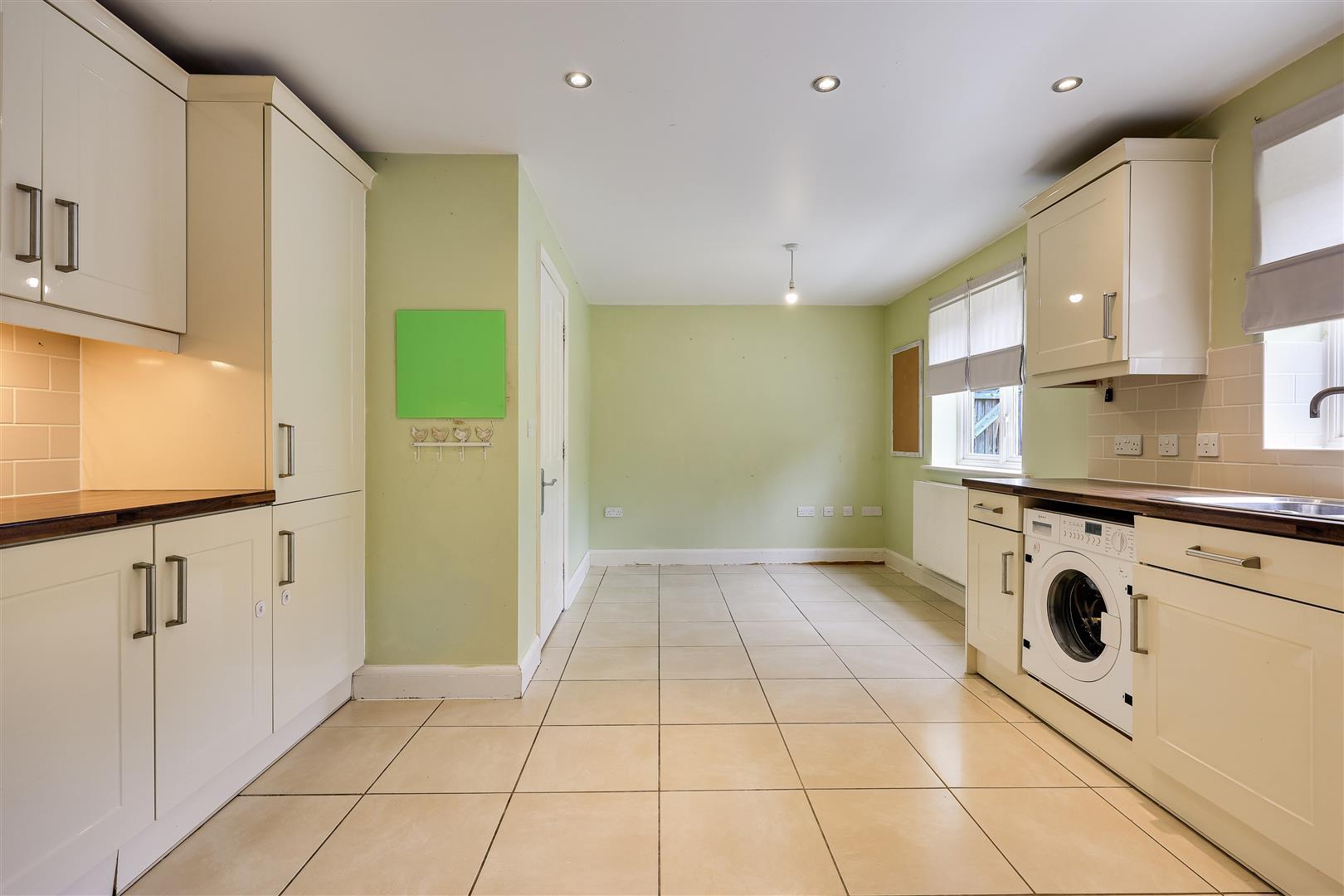Property Image f2c1cfc3-7973-4e77-ac42-60ea071f645c