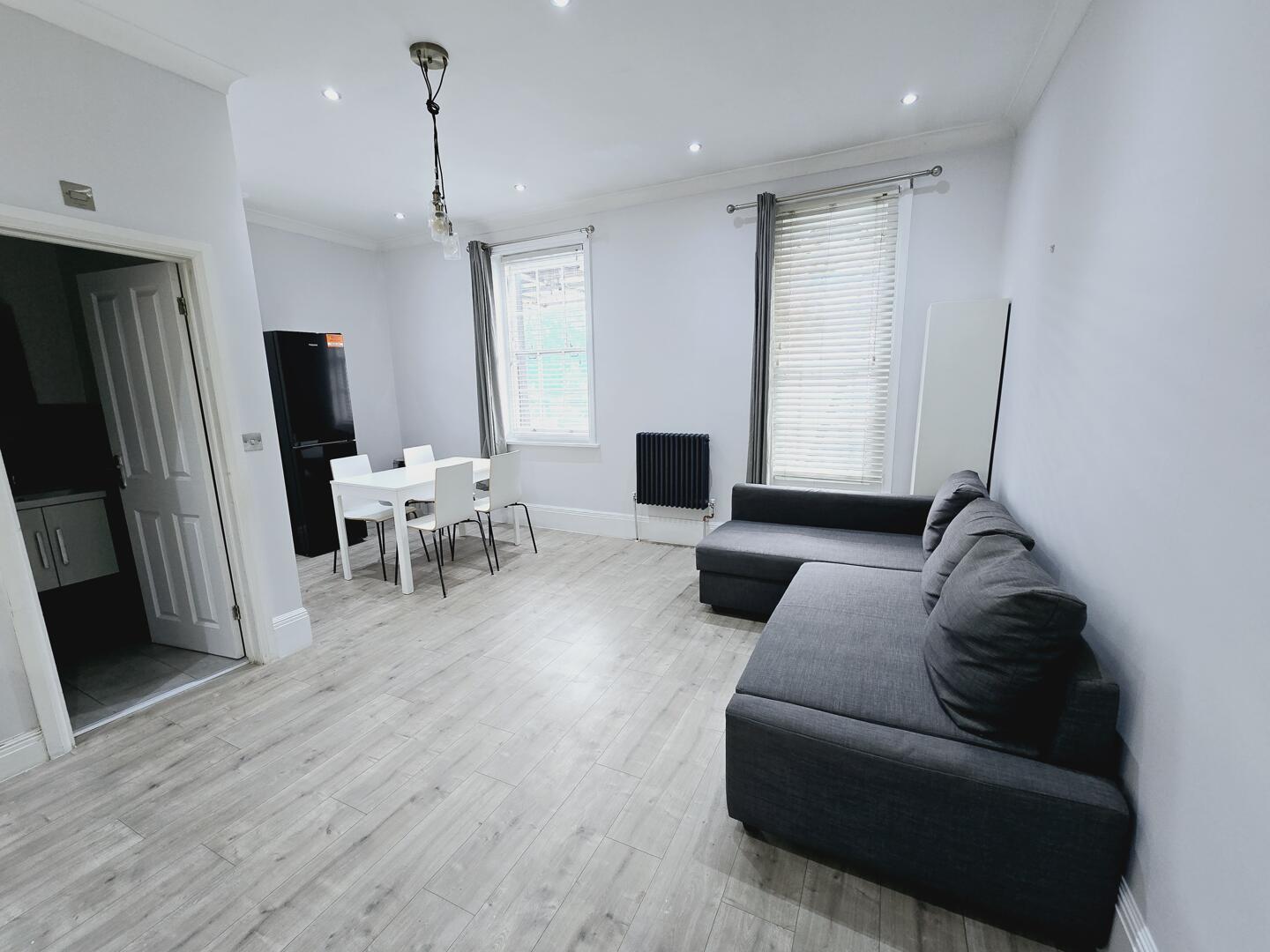 Property Image f2c6d1bb-e607-497b-8919-18f412005d6a