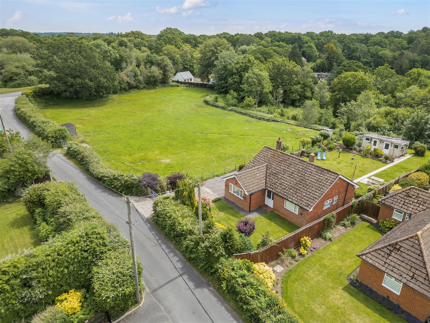 Property Image f2cbdab1-86fc-4573-bc48-4f0d7e8391ba
